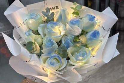 ���ͺ�����Ĭ�����컨��